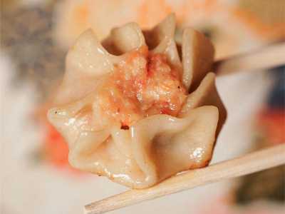 Il nome del posto � la crasi tra bao, ossia il tipico panino pechinese, e dumpling, ovvero i ravioli orientali